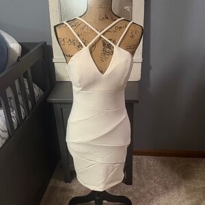 Elegant White Bodycon Dress